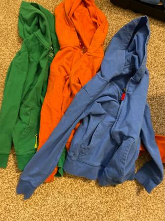 Sweatshirts size 6-7 1