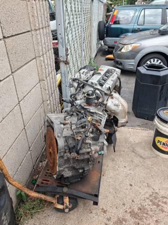 2005 Honda 2.4L engine & transmisson,  only 170,000 1
