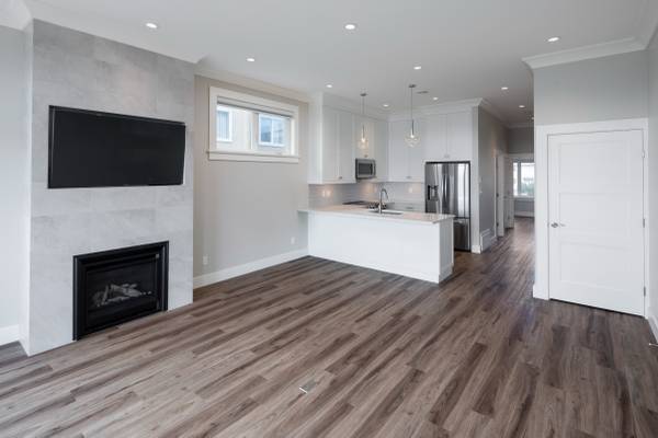 Dallas Road - Oceanfront Living 4