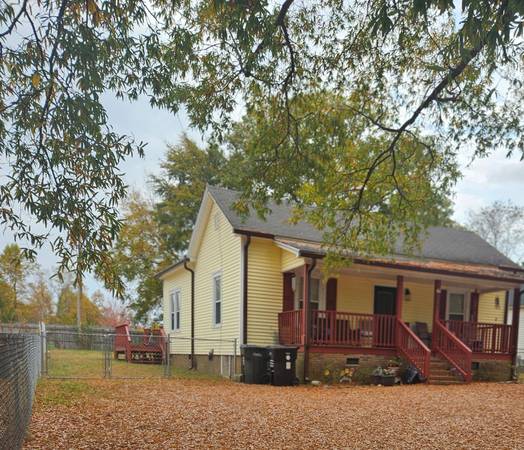 $1000.00 / 1br - Calm furnished bedroom is waiting for the perfect person63925205973122123