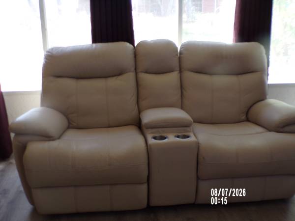 Double Recliners 1