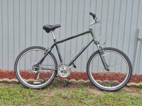 ((( GIANT Sedona DX Hybrid/Comfort Bicycle))) 1