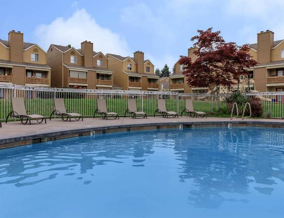 $1,895 / 2br - ¡LLAME Y MUDARSE AHORA! | Ubicación central - Distribuciones de viviendas adosadas disponibles (Tigard)63914740798722124