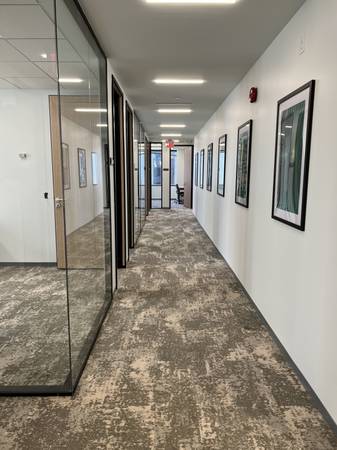 $795 Less than $10 per SF for Class A Building - Don't Miss! 💣💥63779396044931123