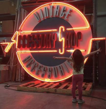 Incredible 10ft Diameter Retro Neon Sign 1