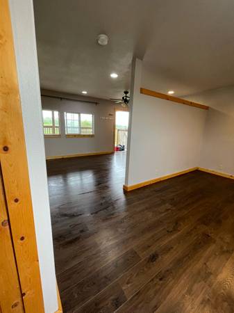 $995 / 1br - 850ft2 - Come live on the Ranch - Gorgeous Lofts in the Flinthills KS (Manhattan Wamego Rock Creek)63978412045058124