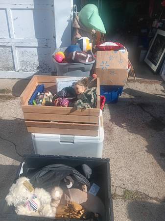 Yard sale photo