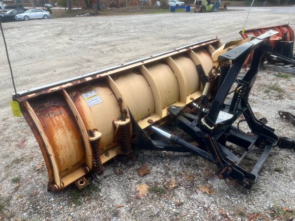 9' Plow (For parts) 1