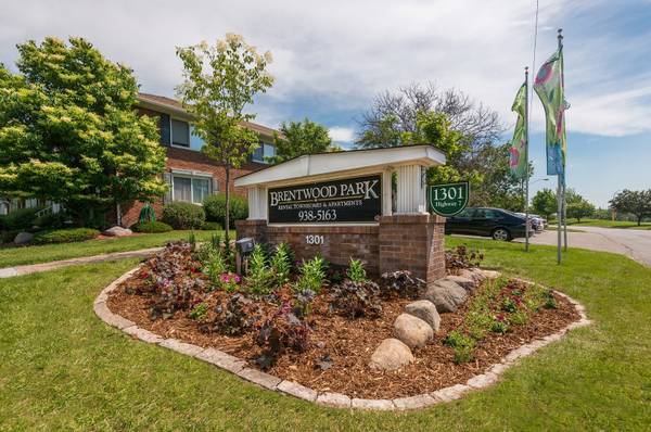 2/BD 1/BA, Pre-installed blinds, Sleek Kitchen Finishes 1