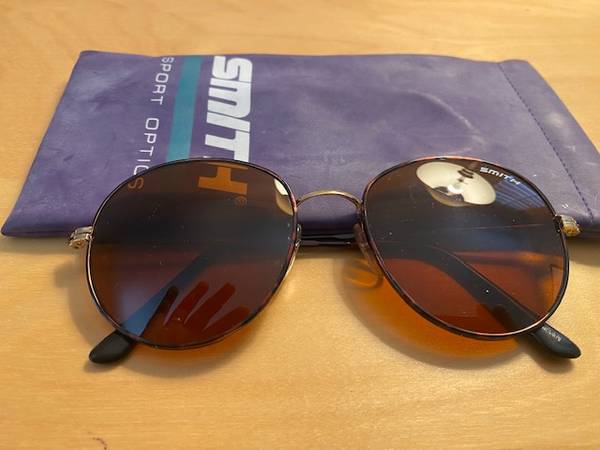 SMITH LADIES SUNGLASSES 1