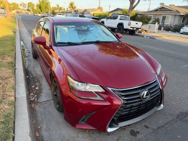 2016 LEXUS GS 200t 1