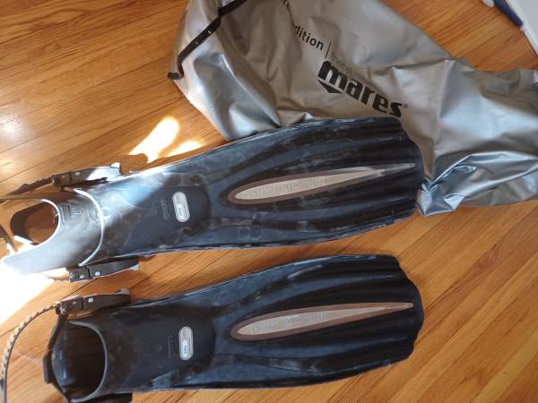 Scuba Fins 1
