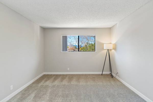 $2,705 / 1br - 647ft2 - Feel at Home at Pebble Creek 💫 (campbell)63880132536449120