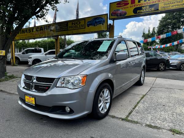2019 Dodge Grand Caravan SXT - $9,995 (Brooklyn)63654711128451120