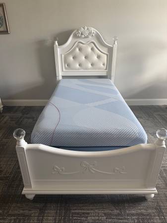 Twin size bed. 1