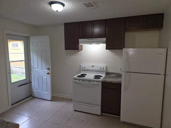 Freshly Updated 2BR/1BA – Available Now – Assigned Parking 1