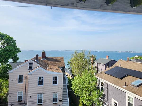 $2,900 / 2br - 1000ft2 - SWAMPSCOTT 2 BDRM DECK w OCEAN VIEW (SWAMPSCOTT)63996402883714120