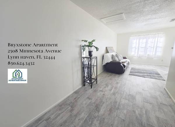 $1,250 / 2br - $1,250 / 2br - $1,295 / 2br - 1295$ 2 BED 1 BATH, COME TO SEE YOUR NEW (LYNN HAVEN FL)63924682335746120