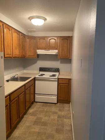 $1,550 / 2br - 1 & 2BR UNITS AVAILABLE (Vernon CT)63989075014658123