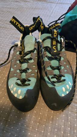 Women's climbing gear 1