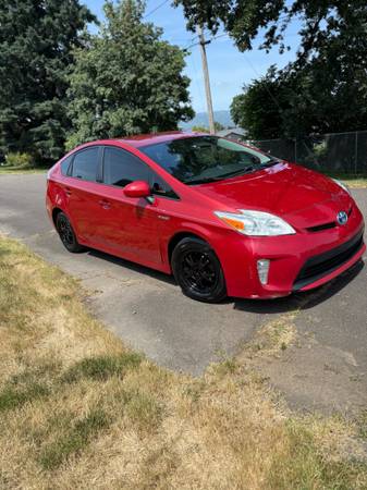 2012 Toyota Prius Three Premium - $6,900 (Portland)63618430223363120