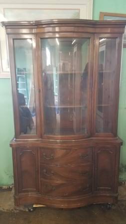 Duncan Phyfe 1940s Reproduction China Cabinet $500 1