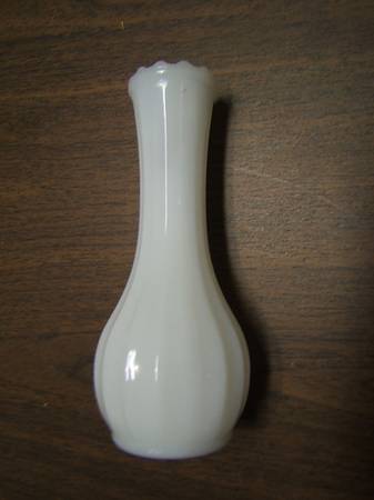 6.5" White Milk Glass Ribbed Bud Vase 1