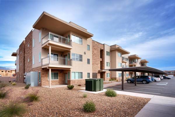 $1,999 / 3br - 1402ft2 - Pantry In All Two & Three Bedroom Homes, Cabana, Maintenance on site (84780)63932587161090122