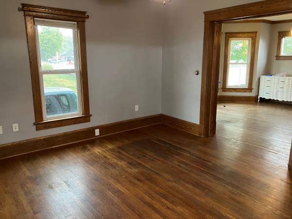 $800 / 1br - Large 1br Apartment in New Philadelphia (New Philadelphia)63856988717187121