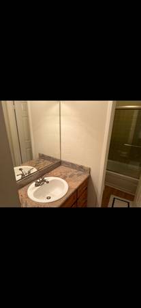 $1,245 / 2br - Ubicación perfecta en Walnut Creek (walnut creek)63824142347009123