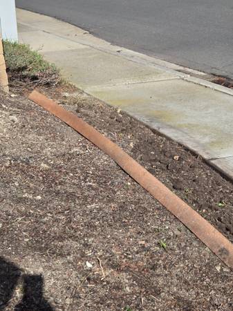 Garden Edging; Bender Board. 1