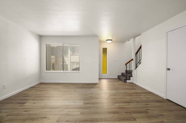 $479,950 / 2br - 1368ft2 - Crockett - Conforto contemporáneo, bellamente remodelado. (concord / pleasant hill / martinez)63852073448065123