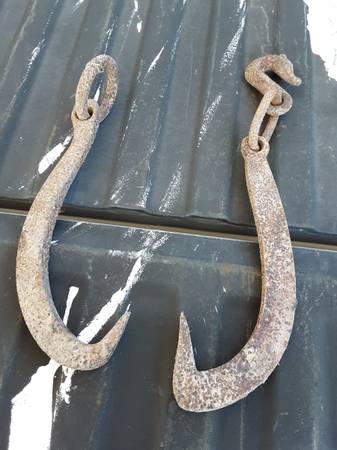 Log lifting drag hooks 1