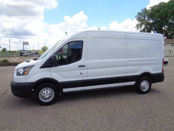 2020 Ford T-350 AWD MID-ROOF - Photo 2