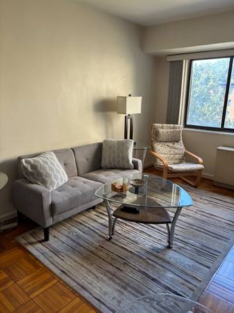 $1,950 Fully Furnished Studio/efficiency steps from Red Line Metro (Cleveland Park)63896276369923120