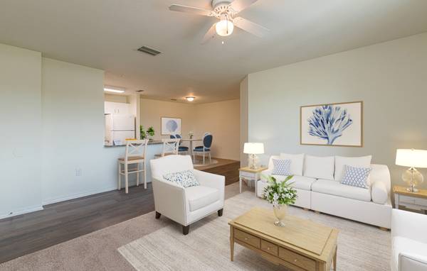 $1.519 / 3 habitaciones - 1202 pies² - ¡Espacioso y elegante! ¡Has encontrado tu apartamento ideal de 3 dormitorios y 2 baños! (Orlando)63282608139777124