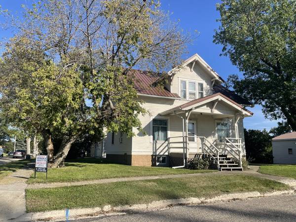 Charming 3 bed 2 bath with HUGE detached garage 1