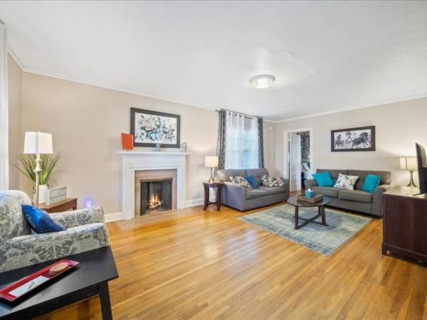 $2295.00 / 4br - 1252ft2 - Spacious 4BR Home | Pet-Friendly | Near Tulsa Expo63982128824835120