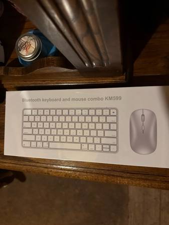 Bluetooth keyboard 1