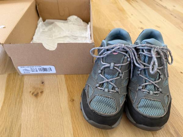 Girls Merrell Moab3 Hiking Shoes Size 4.5 1