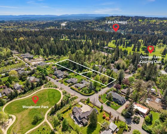 $1,449,000 1.5 Acres en Lake Oswego (Lake Oswego)63842022757761122