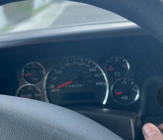 2018 Chevrolet Express 2500 Series - Photo 7