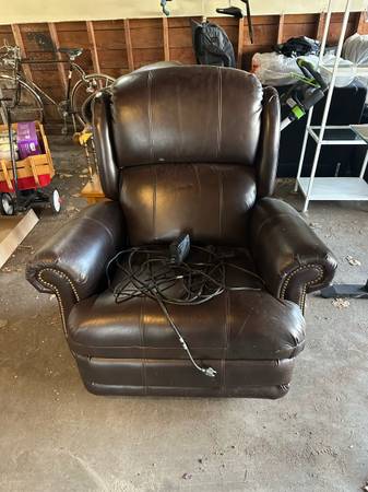 lazyboy la-z-boy electric recliner leather 1