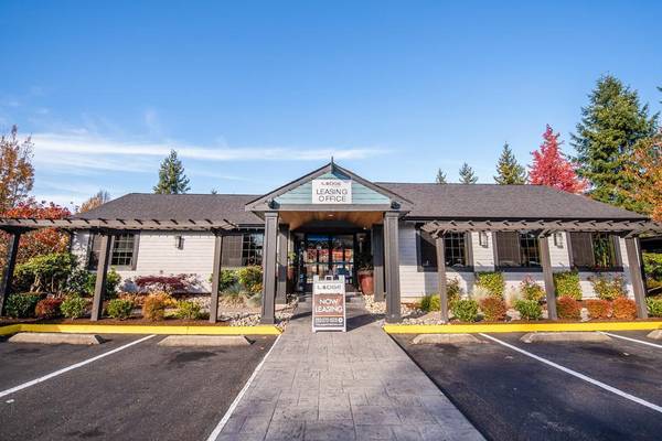 $1,481 / 1br - 695ft2 - Pool and Cabana, Fitness Center, Two On-site Dog Parks (Fircrest)63929430175874124