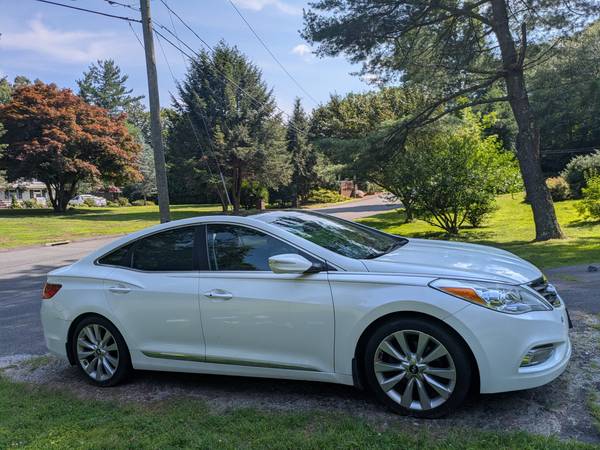 2012 Hyundai Azera - $5,00063612057285379121