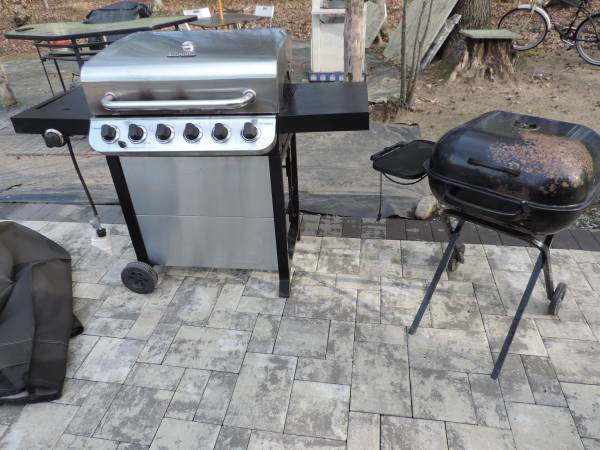 outdoor grills (x2) 1