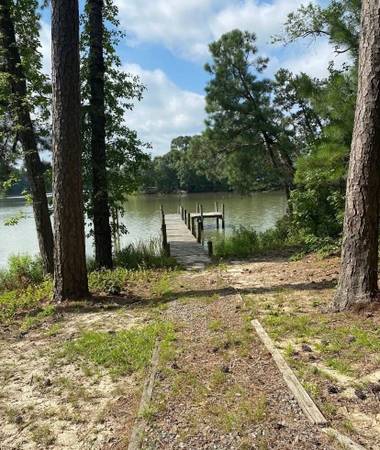 $375,000 WATER FRONT DEAL63882465132289120