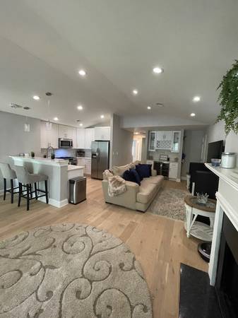 $2350.00 / 4br - 1564ft2 - Modern 4 Bed, 2 Bath Home in Riverdale, GA - Available 10/15 - $2350/m63975297714050120