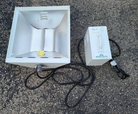 Hydrofarm Grow Light - 430 watt High Pressure Sodium - Fixture Only 1