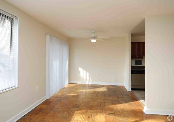 $1,845 / 1br - 750ft2 - Freezer, Video Patrol, Oven (5309 Riverdale Rd, Riverdale Park, MD)63896038707714122